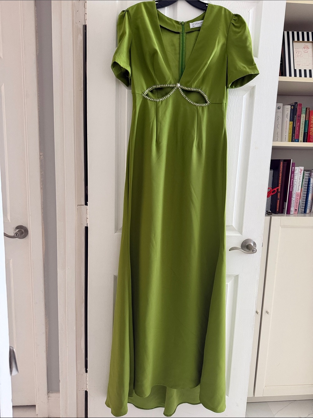 Ieena for Mac Duggal Apple Green Cut Out Puff Sleeve Gown 8 sequin rhinestone
